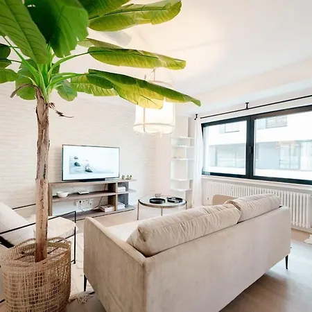 Stylish 2br In Belair, Walk To & Parc Merl 아파트 *