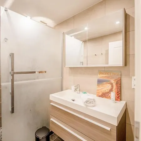 Stylish 2br In Belair, Walk To & Parc Merl 아파트 룩셈부르크