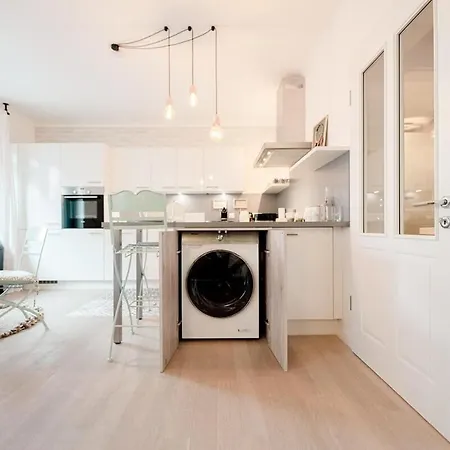 Διαμέρισμα Stylish 2br In Belair, Walk To & Parc Merl *